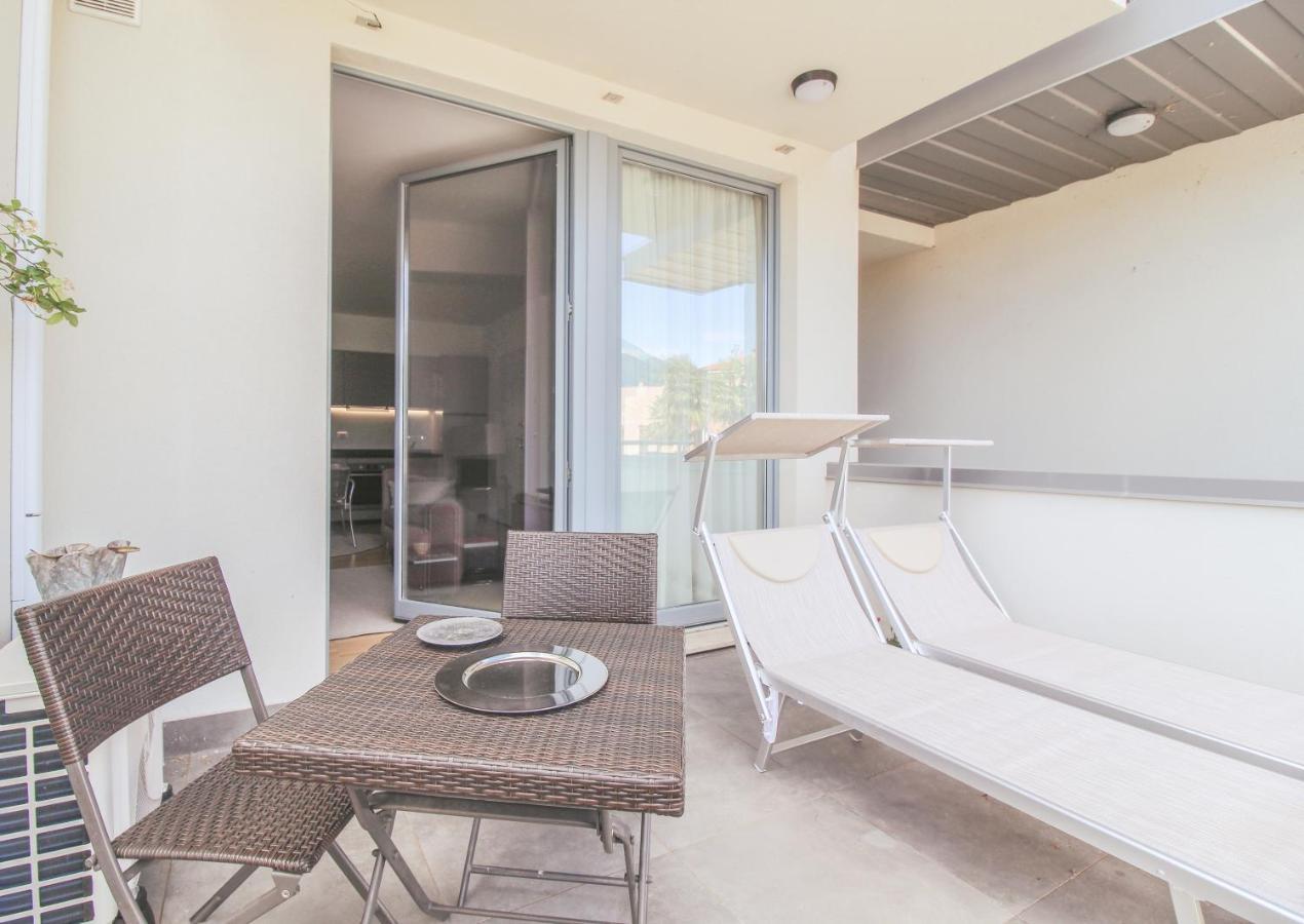 Residenza I Melograni - Suite Domaso Dış mekan fotoğraf